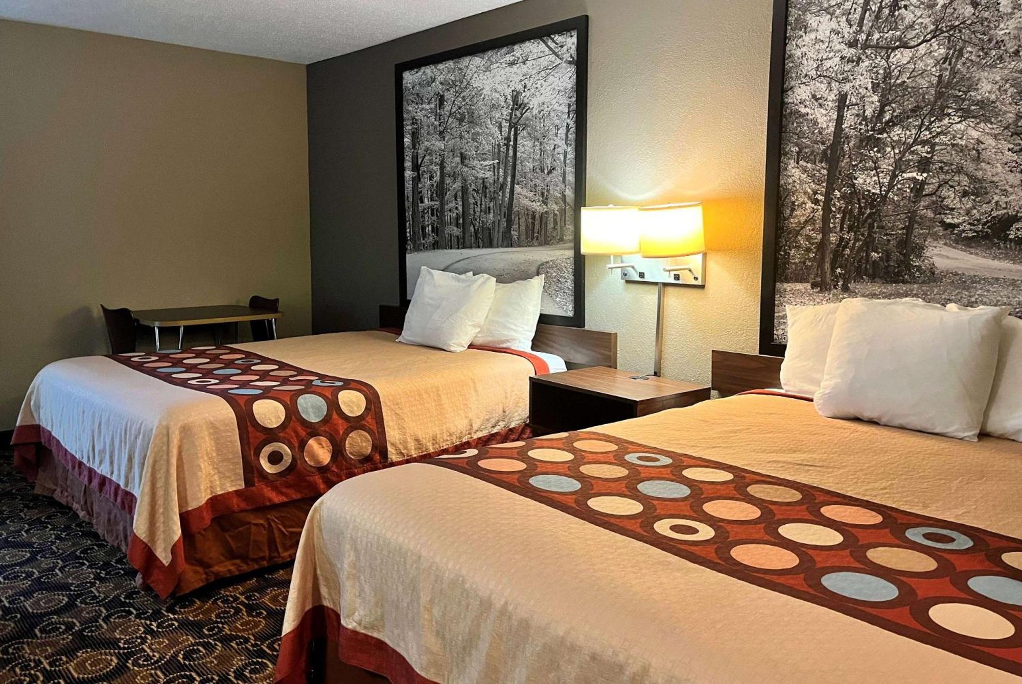 Stacer Super 8 By Wyndham Evansville North מראה חיצוני תמונה
